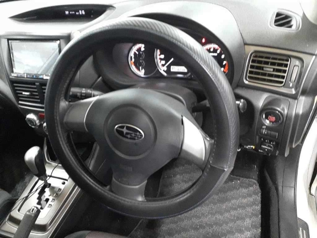 SUBARU XV 2010
