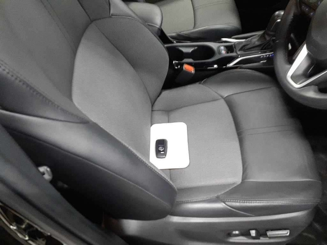 TOYOTA COROLLA CROSS 2023