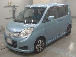 MITSUBISHI DELICA D2 2014