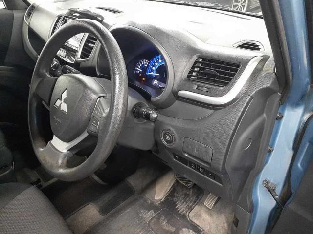 MITSUBISHI DELICA D2 2014