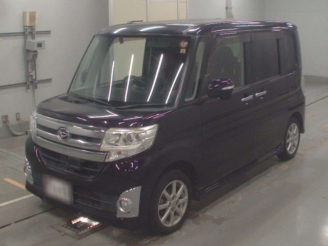 DAIHATSU TANTO 2014
