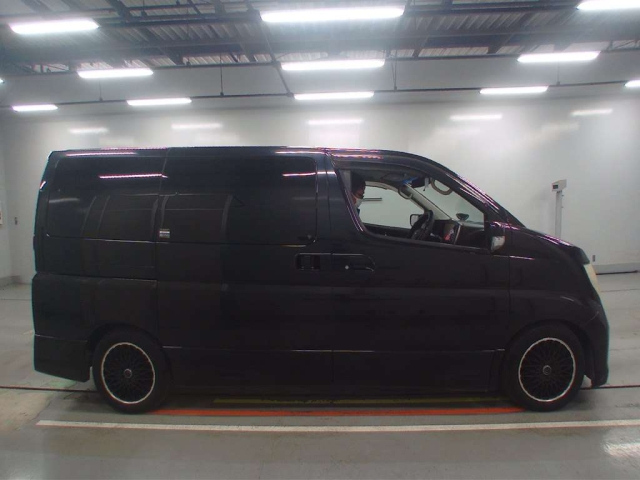 NISSAN ELGRAND 2008