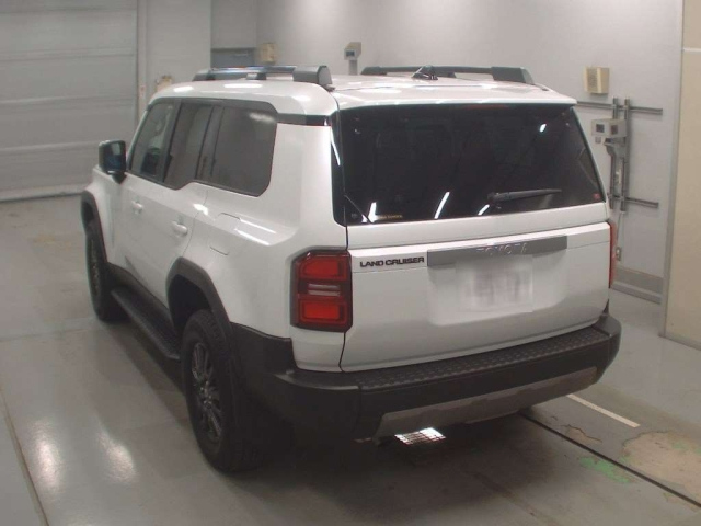 TOYOTA LAND CRUISER 2024