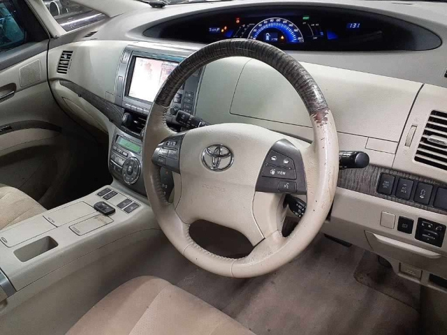 TOYOTA ESTIMA HYBRID 2009