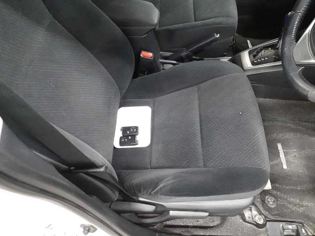 TOYOTA COROLLA AXIO 2014