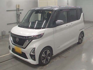 NISSAN ROOX 2021