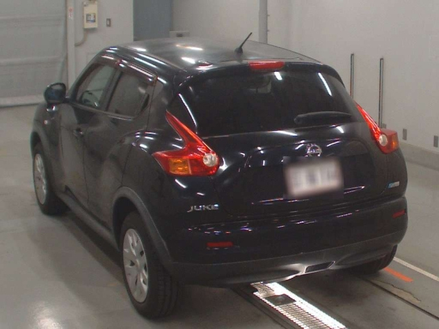 NISSAN JUKE 2010