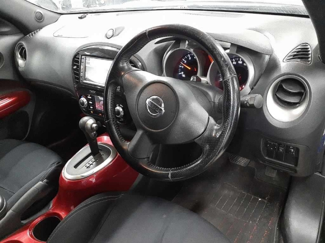 NISSAN JUKE 2010