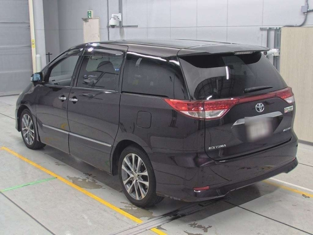 TOYOTA ESTIMA 2010