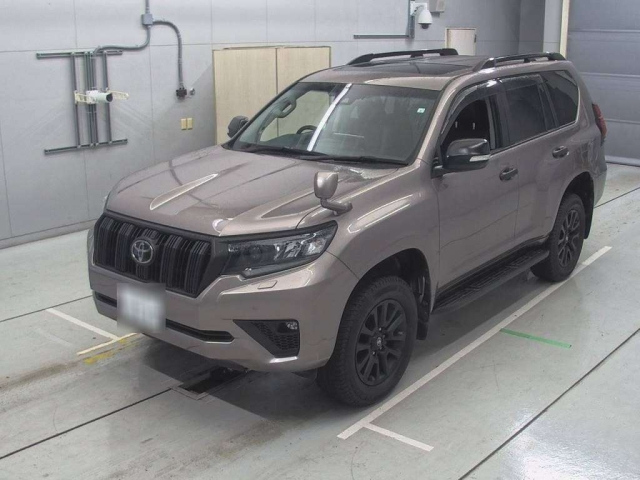 TOYOTA LAND CRUISER PRADO 2023