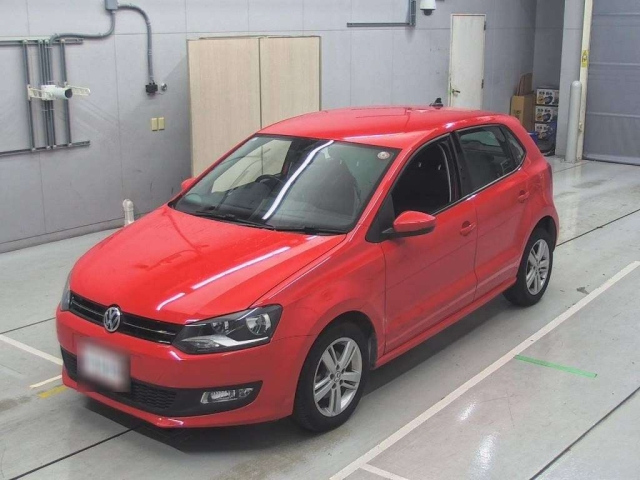 VOLKSWAGEN POLO 2014