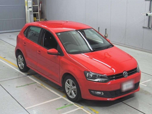 VOLKSWAGEN POLO 2014