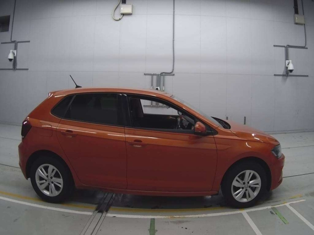 VOLKSWAGEN POLO 2020