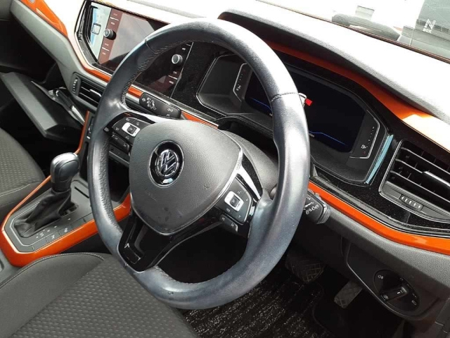 VOLKSWAGEN POLO 2020