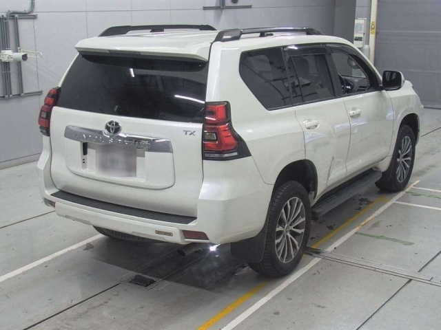 TOYOTA LAND CRUISER PRADO 2021