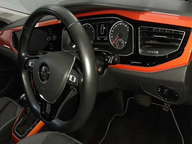VOLKSWAGEN POLO 2019