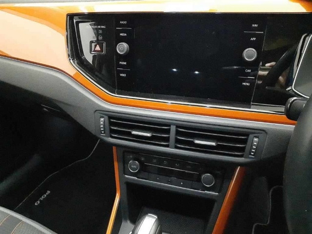 VOLKSWAGEN POLO 2019