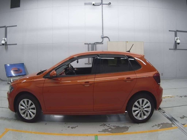 VOLKSWAGEN POLO 2019