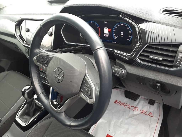 VOLKSWAGEN T-CROSS 2021