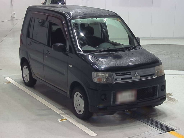 MITSUBISHI TOPPO 2010