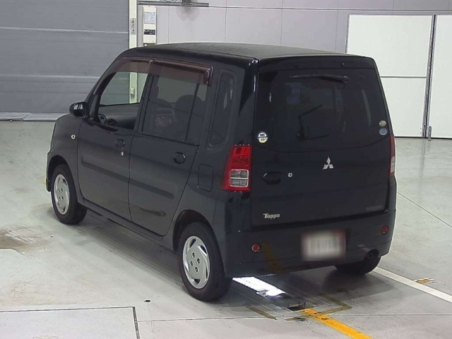 MITSUBISHI TOPPO 2010
