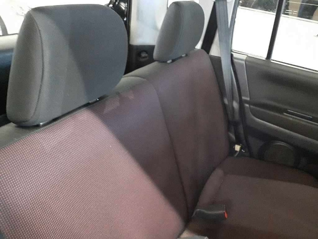 MITSUBISHI TOPPO 2010