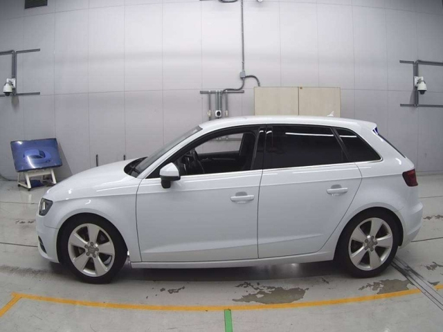 AUDI A3 2014