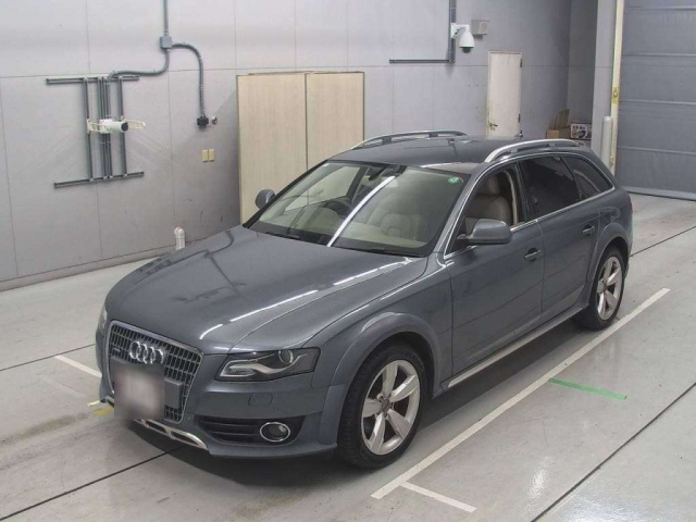 AUDI A4 2011