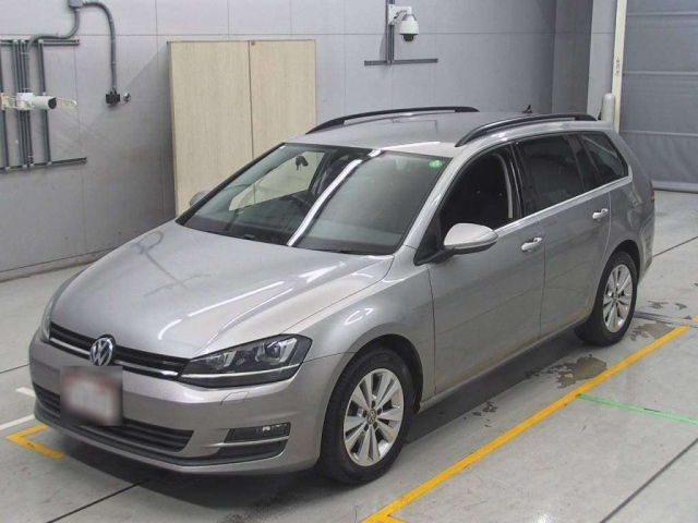 VOLKSWAGEN GOLF VARIANT 2016