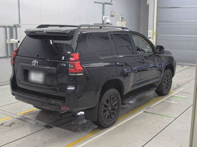 TOYOTA LAND CRUISER PRADO 2023