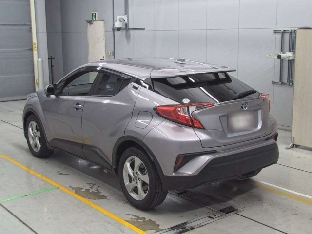 TOYOTA C-HR 2017