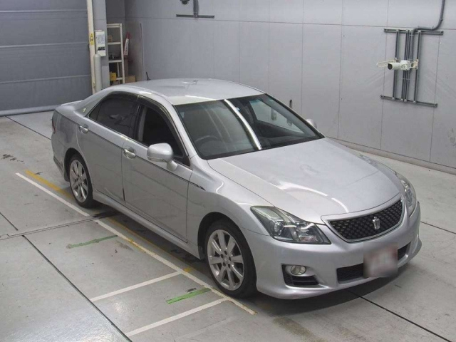 TOYOTA CROWN 2009