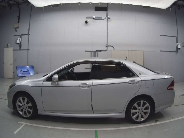 TOYOTA CROWN 2009