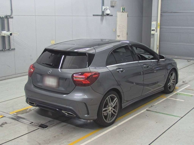 MERCEDES BENZ A CLASS 2016