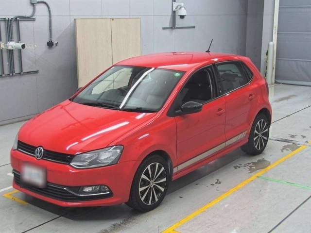 VOLKSWAGEN POLO 2016