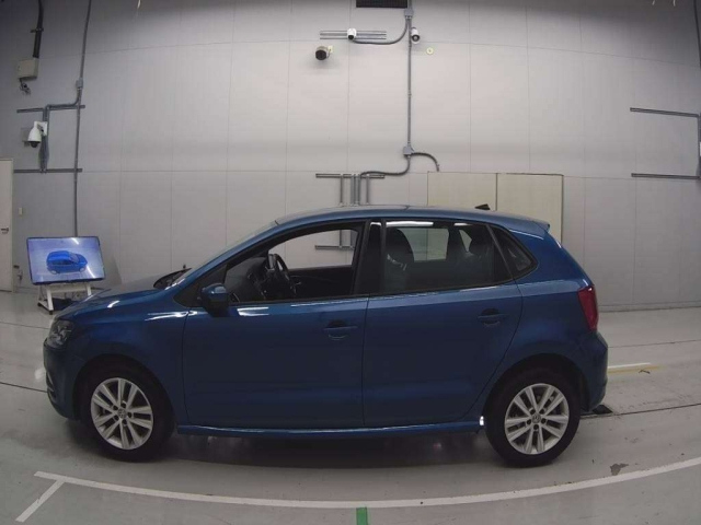 VOLKSWAGEN POLO 2017