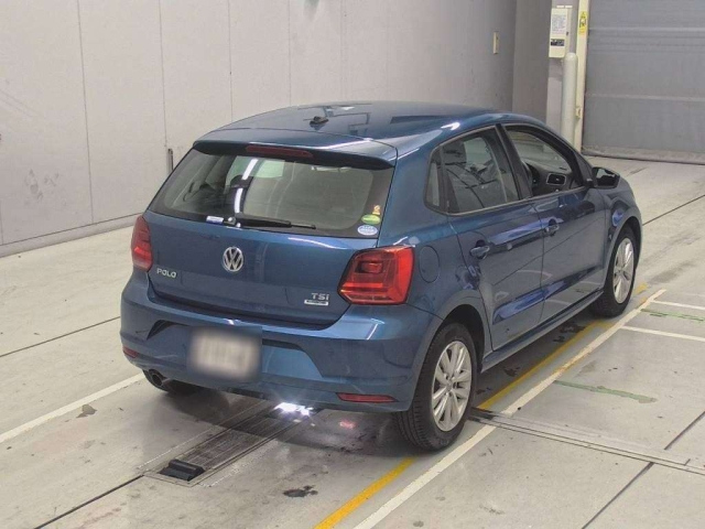 VOLKSWAGEN POLO 2017
