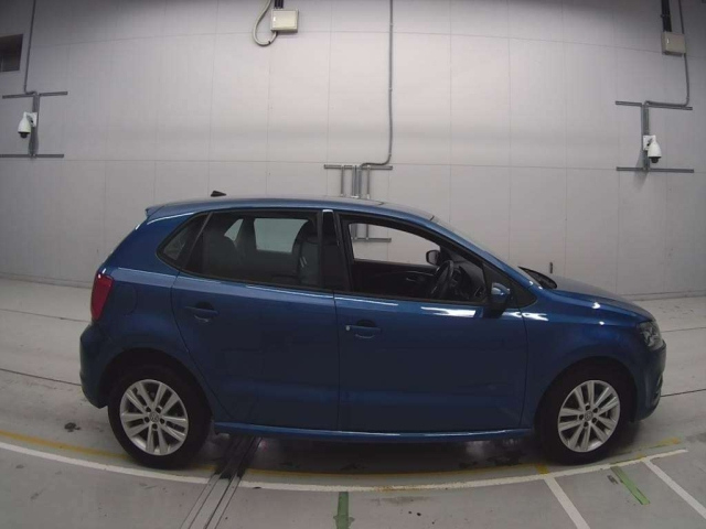 VOLKSWAGEN POLO 2017