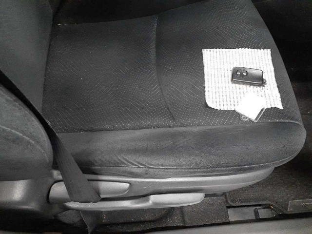 TOYOTA PRIUS ALPHA 2014