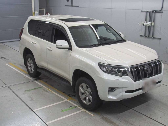 TOYOTA LAND CRUISER PRADO 2018