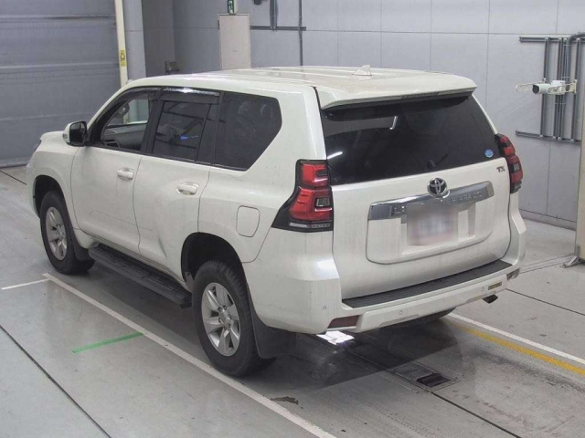 TOYOTA LAND CRUISER PRADO 2018