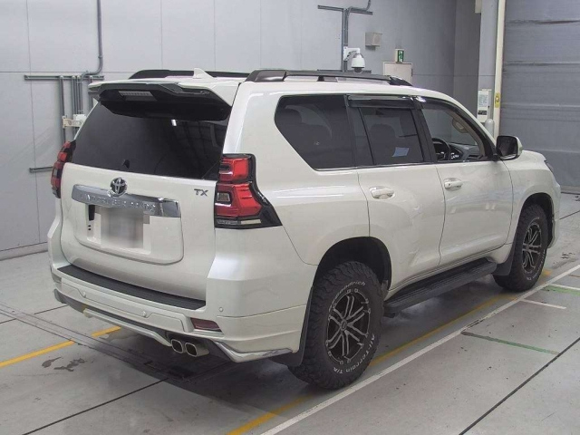 TOYOTA LAND CRUISER PRADO 2022
