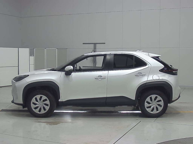 TOYOTA YARIS CROSS 2024