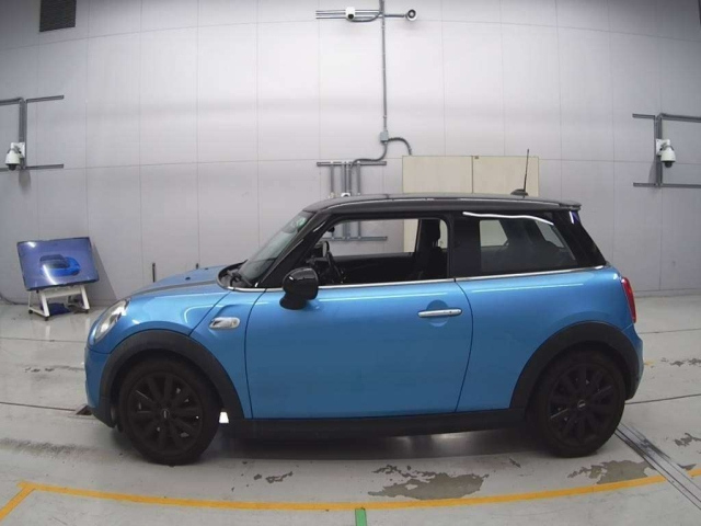 BMW MINI 2016
