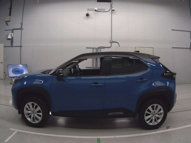 TOYOTA YARIS CROSS 2023