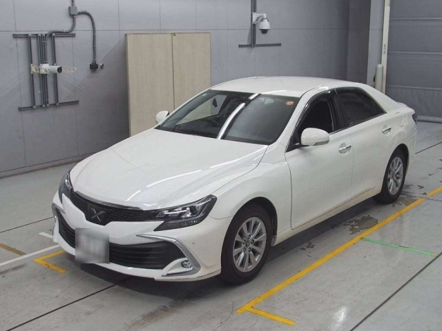 TOYOTA MARK X 2018