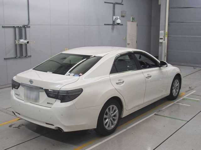 TOYOTA MARK X 2018