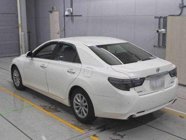 TOYOTA MARK X 2018