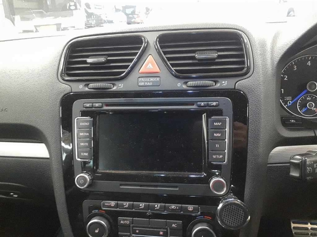 VOLKSWAGEN SCIROCCO 2011