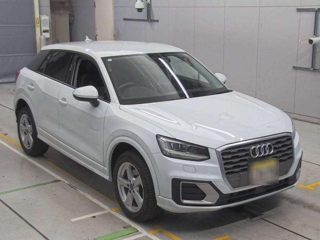 AUDI Q2 2018